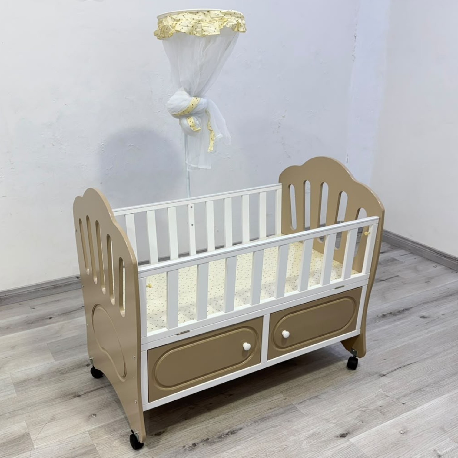 Pearl Baby Cot